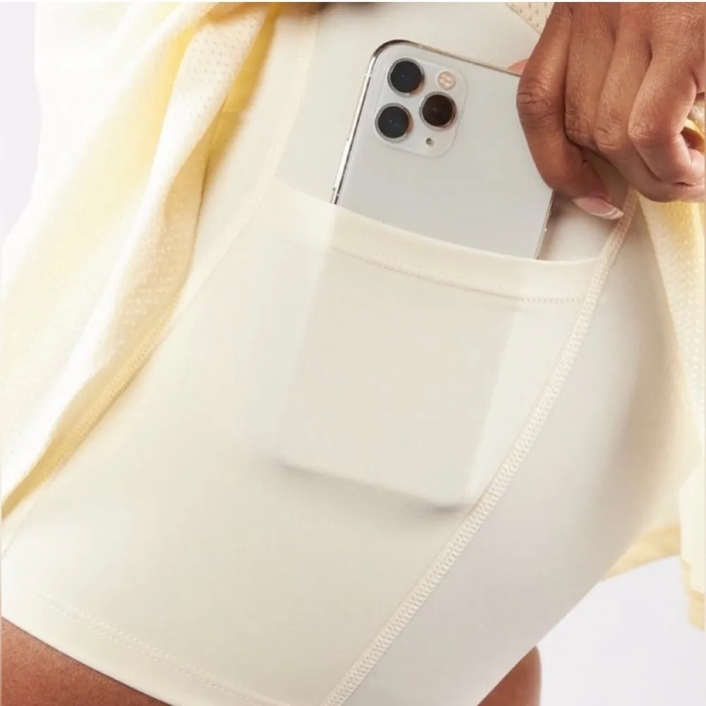 Buffbunny Collection BuffBunny Cellular Skort in Ivory NWT - Image 4