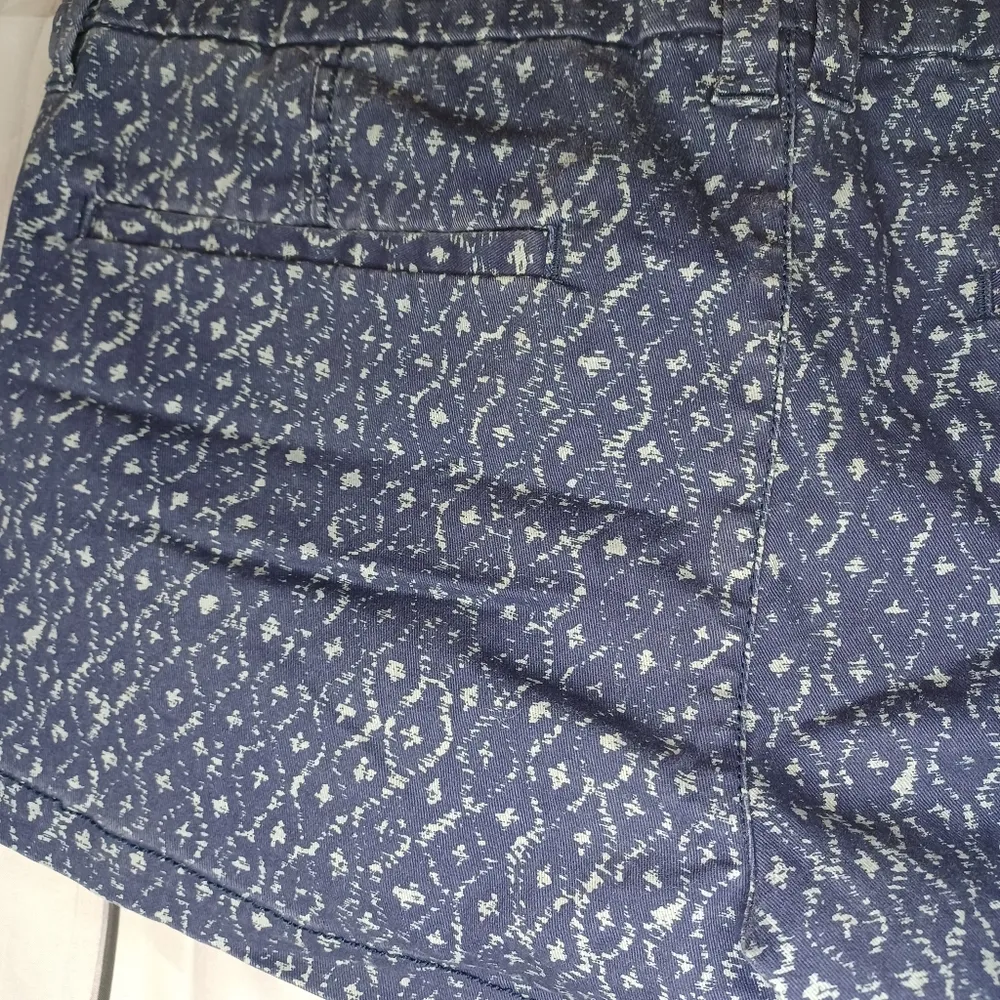 American Eagle Outfitters Stretch Shortie Blue Patterned Women's Shorts - Image 9