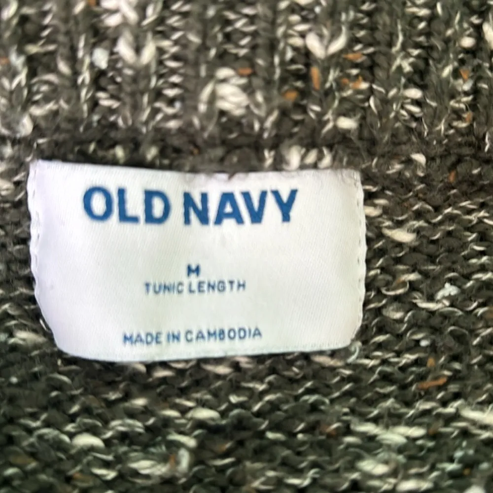 Old Navy brand chunky sweater - Image 7