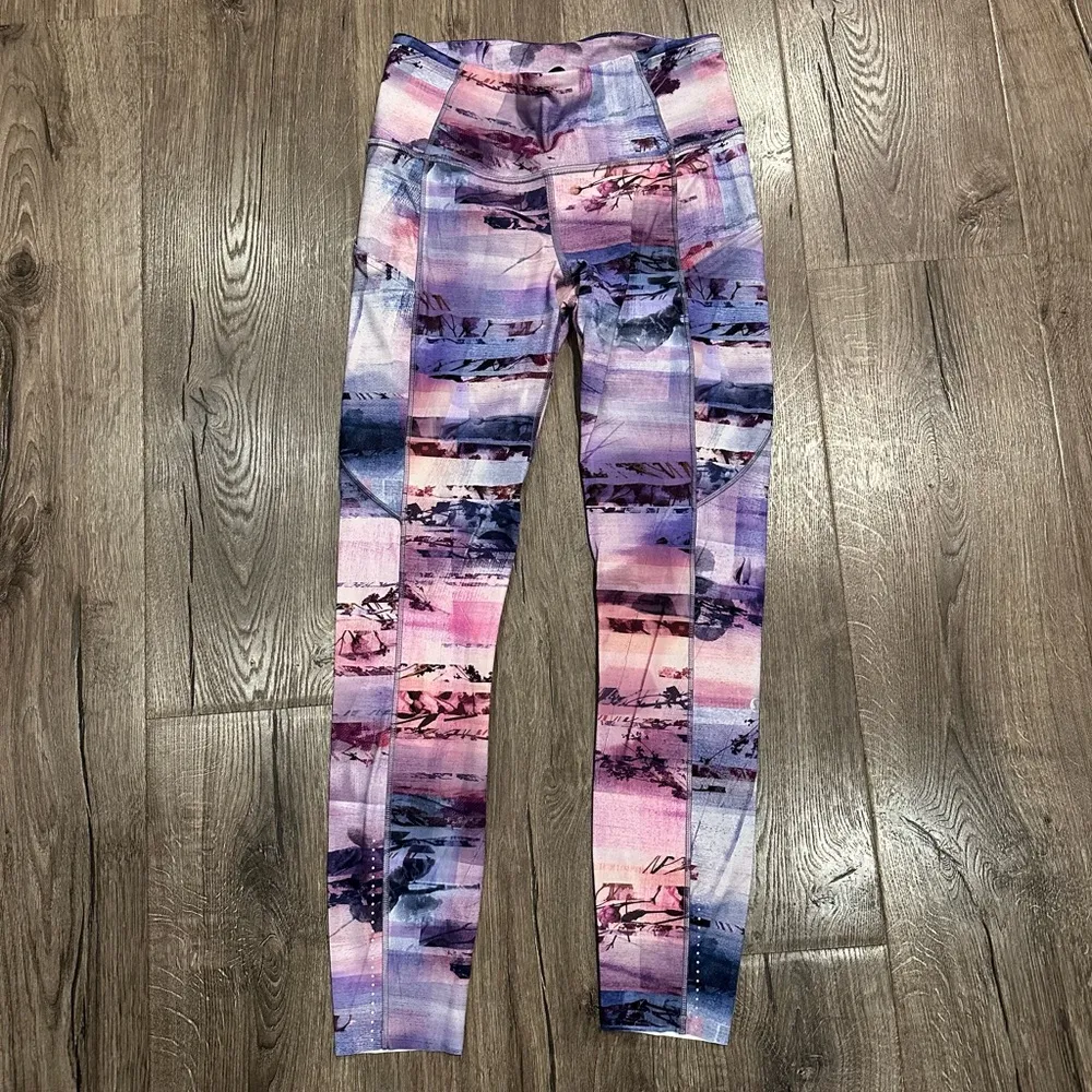 Lululemon Fast Free 7/8 Tight II Size 6 *Nulux 25" Sunrise Silhouette Leggings - Image 3