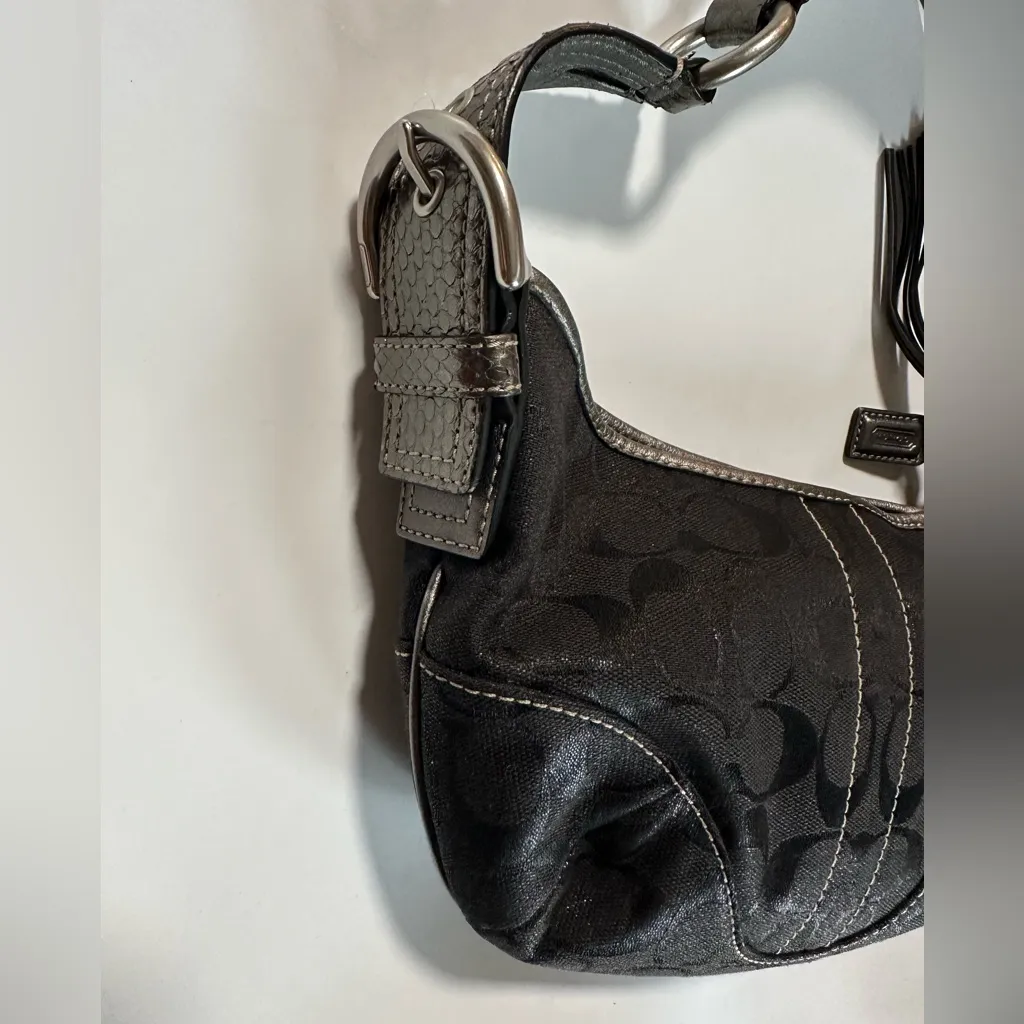 Coach Authentic Y2K  Canvas Bag - Image 3