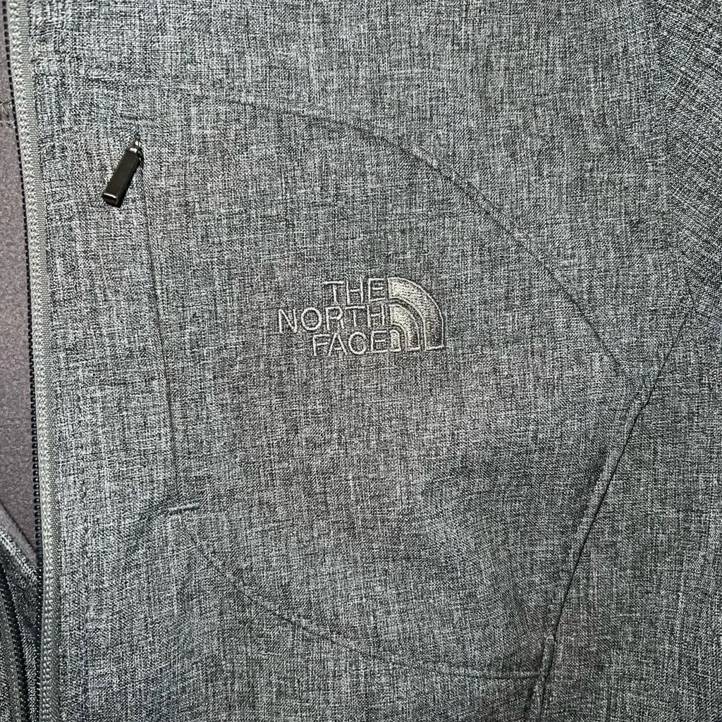 The North Face  Women's Apex Bionic Soft Shell Full Zip Jacket Size M Grey - Image 5