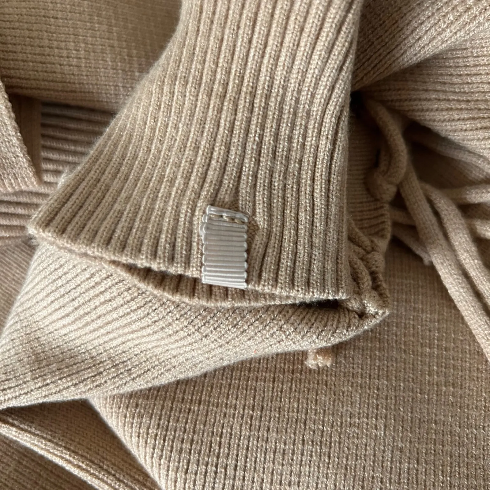 Mersea Beige Knit Fringe Wrap Poncho Sweater Tan Size undefined - Image 5