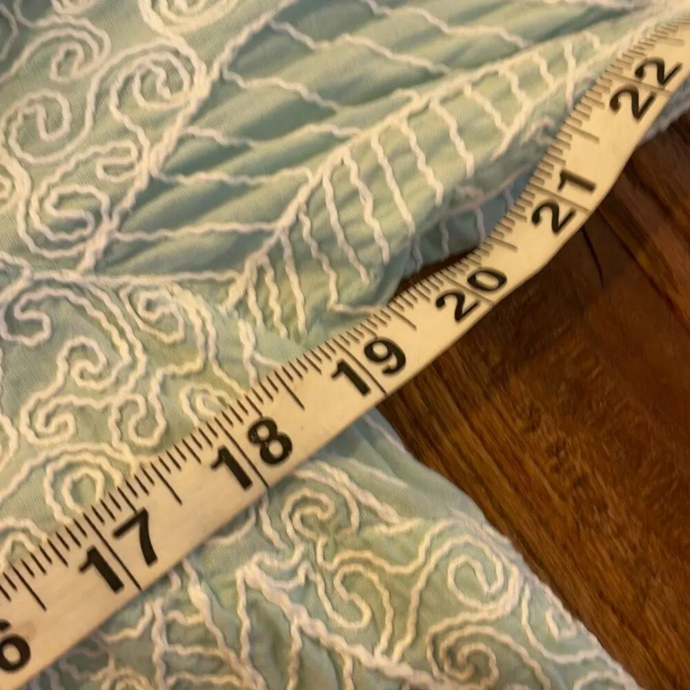 J.Jill aline notch neck popover top embroidered size xsp Green - Image 10