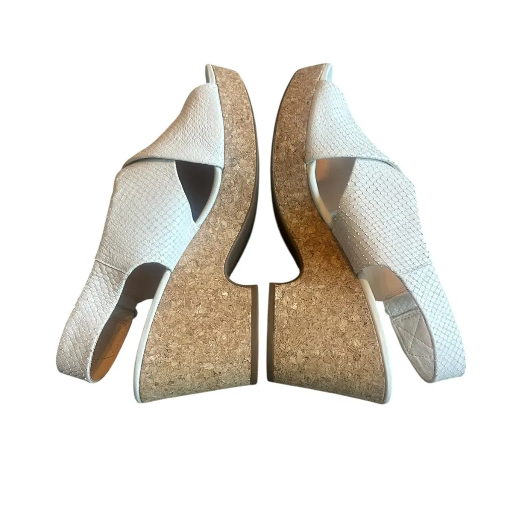 Clarks Maritsa Lara Slingback Sandals Wedge White Snake Textured Size 11 Women's - Image 13