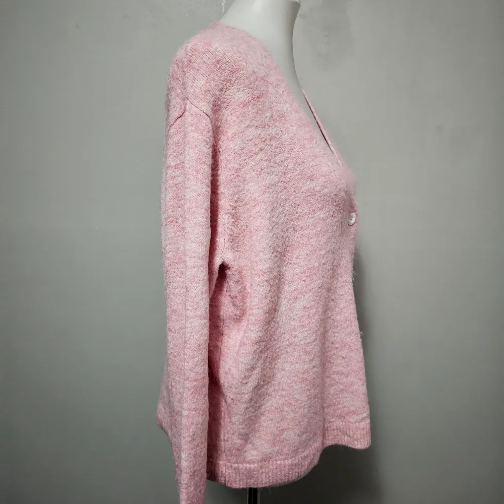 Old Navy Antique Coral Soft Brushed Slouchy Vneck Cardigan Size Medium - Image 3