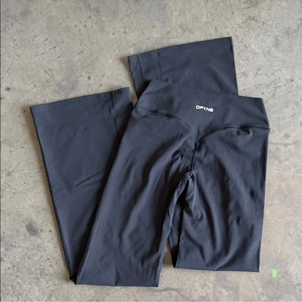 DFYNE Black Flare Pants - Image 4