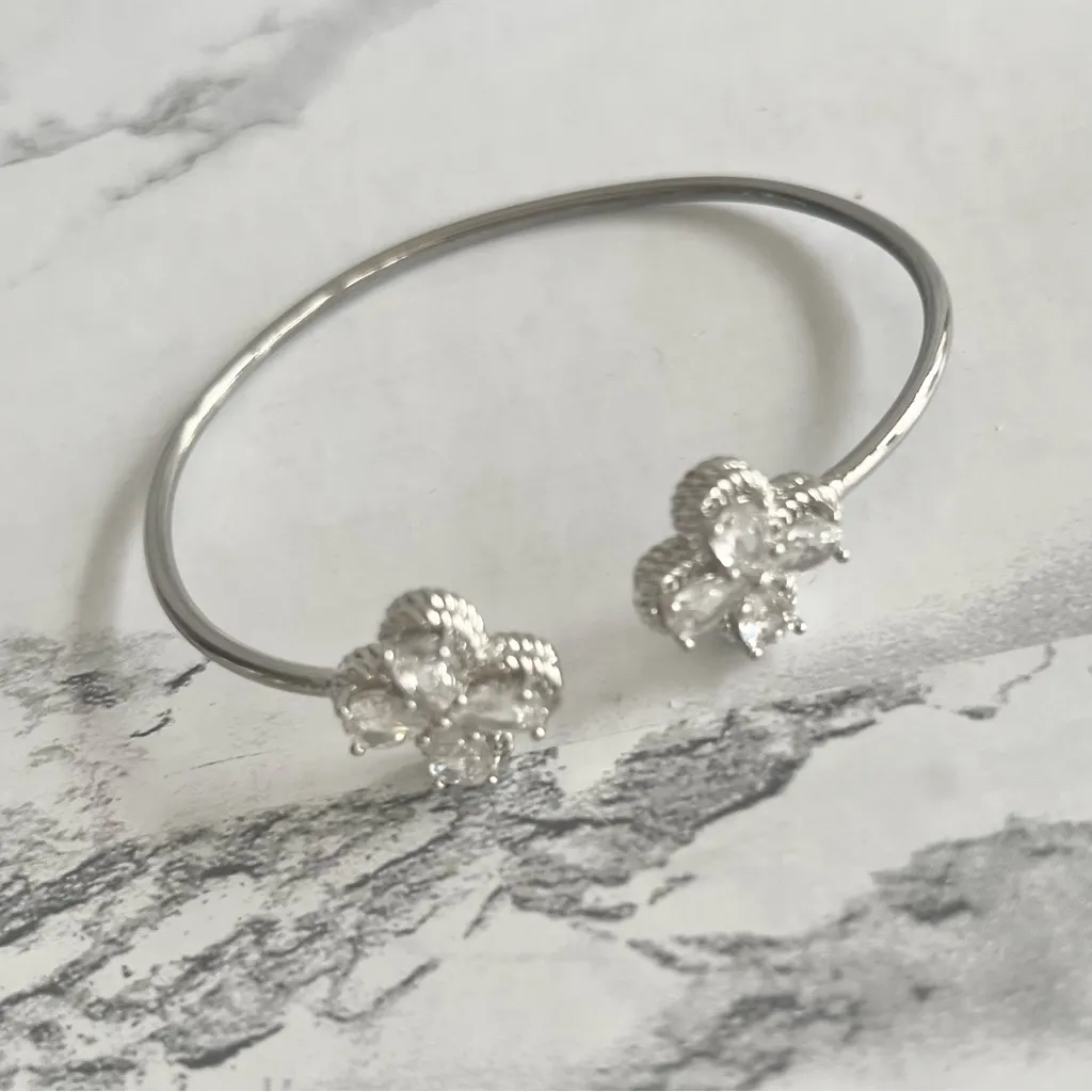 Bracelet Bundle Silver Tone Cuff and Rhinestone flower - Image 5