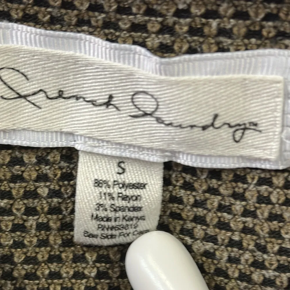 French Laundry Textured V Neck Brown Button Front Long Sleeve Pullover Top Sz S - Image 9