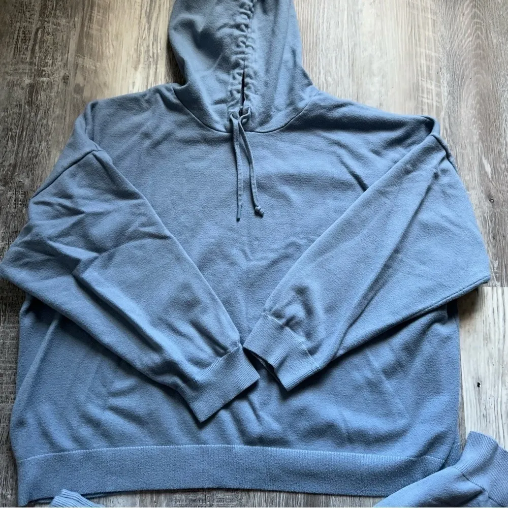 Zara women’s light blue casual sweatpants and sweatshirt set​ small - Image 8