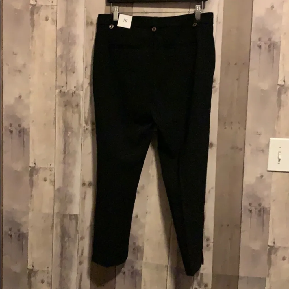White House Black Market WHBM Straight slim black crop pants NEW - Image 5