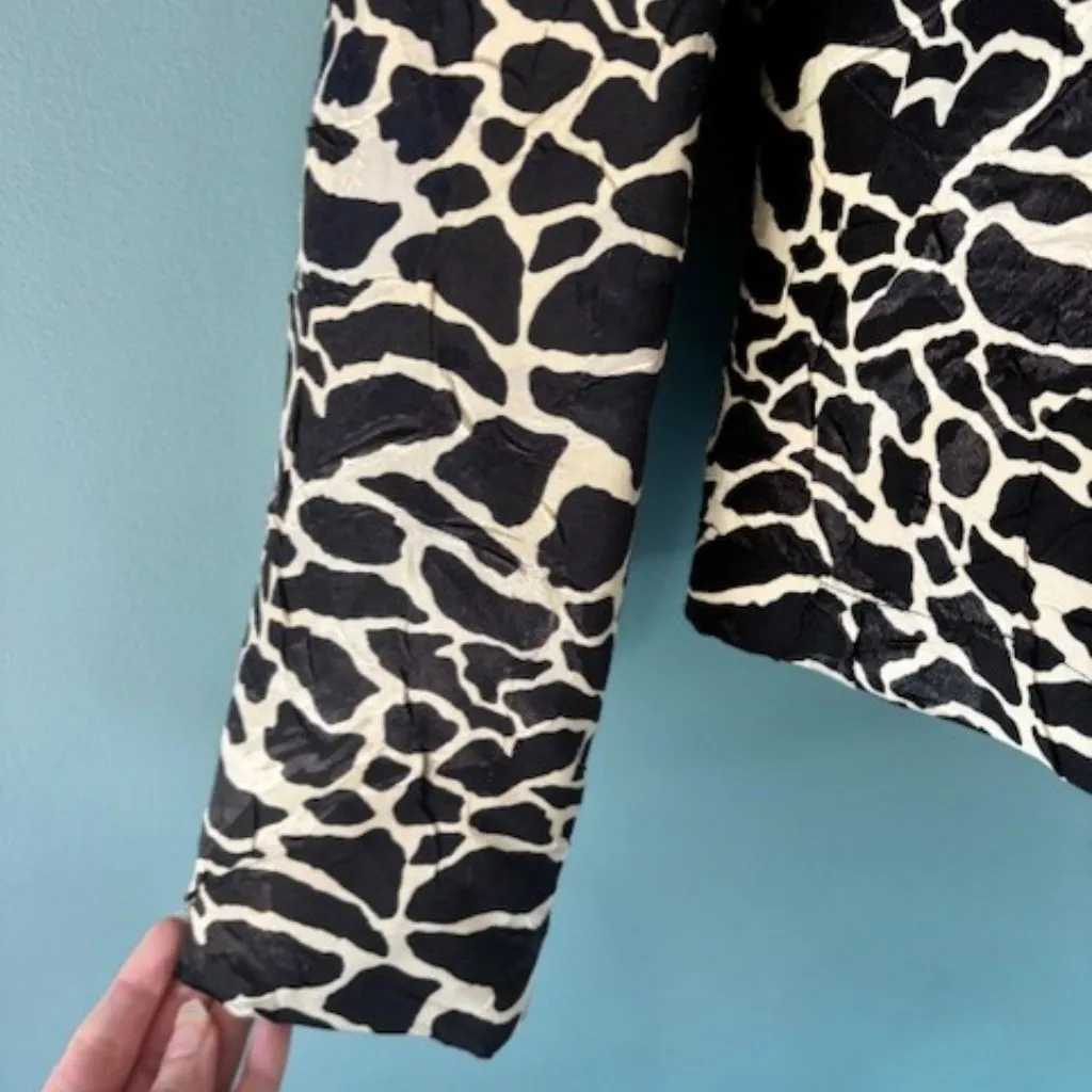 Peck & Peck Collection 14 Black White Zip Abstract Animal Print Bold Statement - Image 6