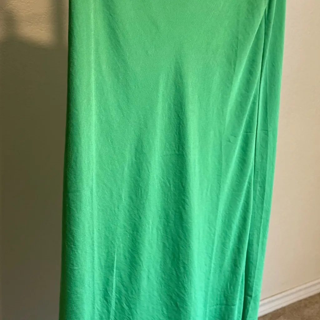 Green MNG (mango?) Large Women's Slip Bright Green Skirt - Image 6