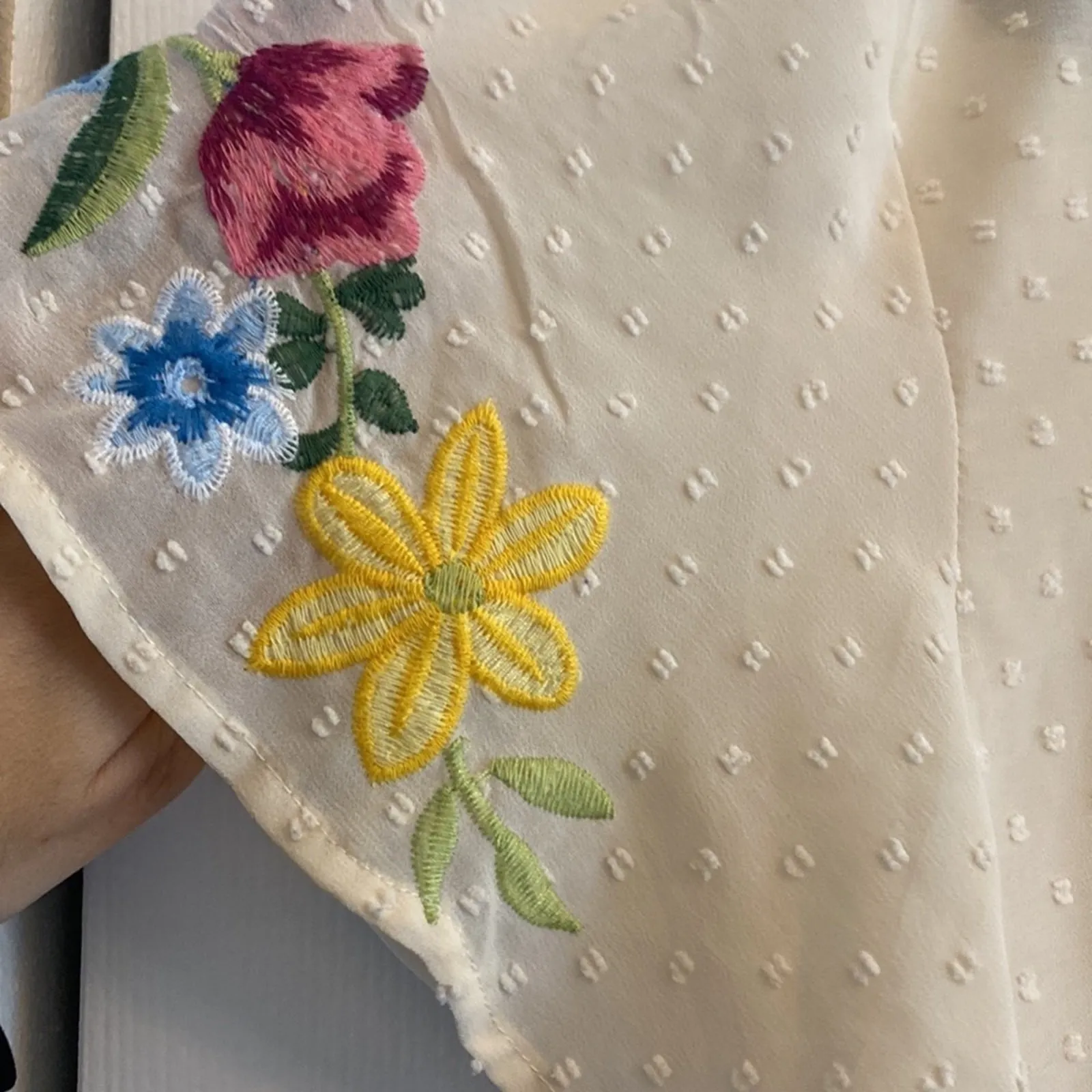 Umgee Womens Medium Ivory Sheer Swiss Dot Floral Embroidery Cottagecore Feminine - Image 2