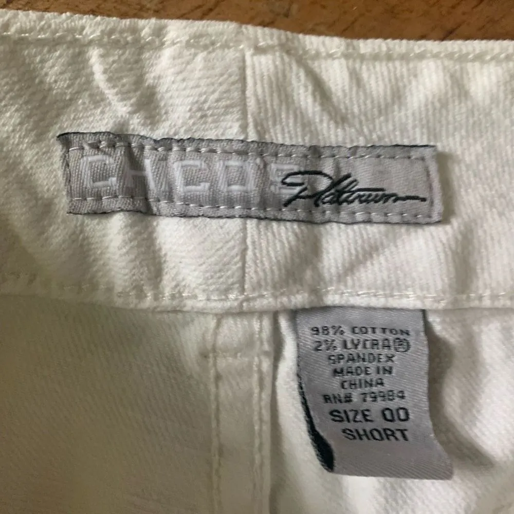 Chico's Chico’s white flare 00/2 normcore jeans - Image 2