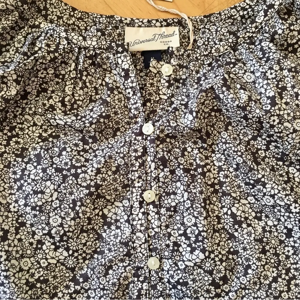 Universal Thread Brown Floral, 100% Cotton, Puffy Sleeve Shirt, Size M - Image 4