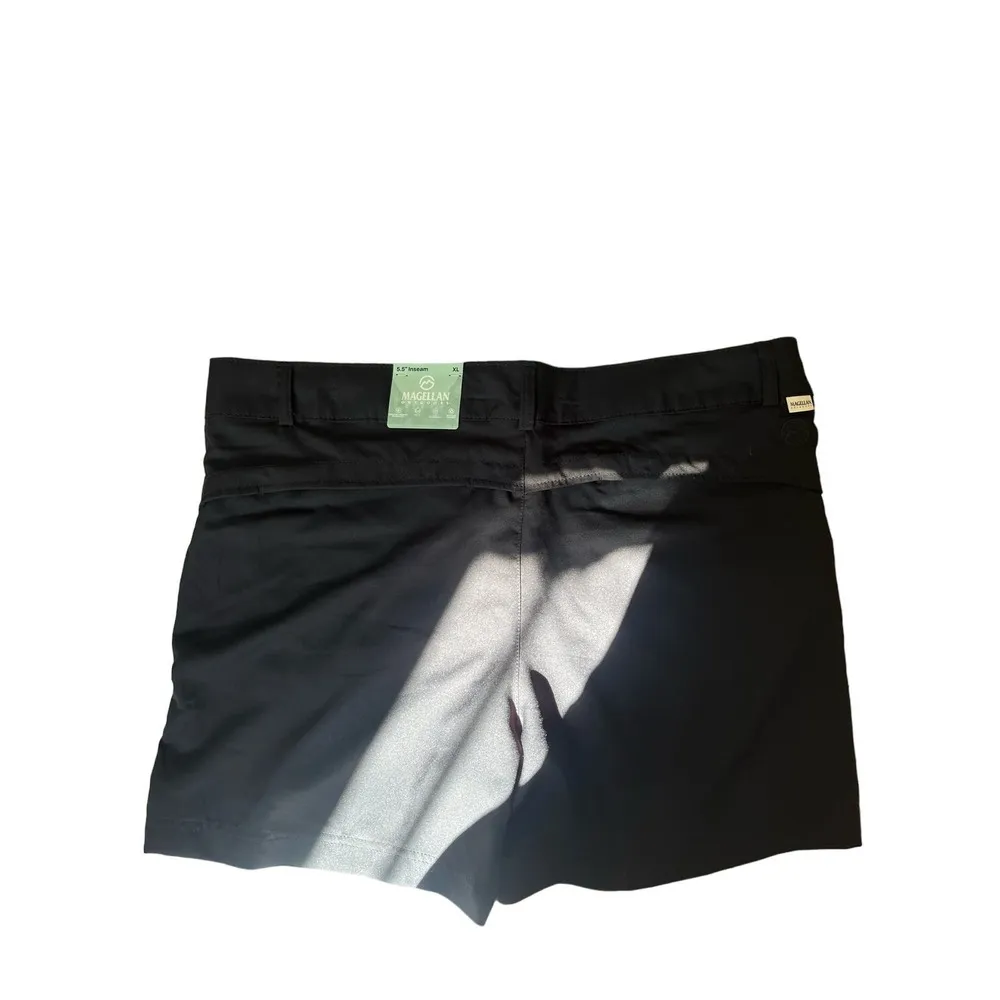 Magellan womens xl shorts (nwt) (b44) - Image 2