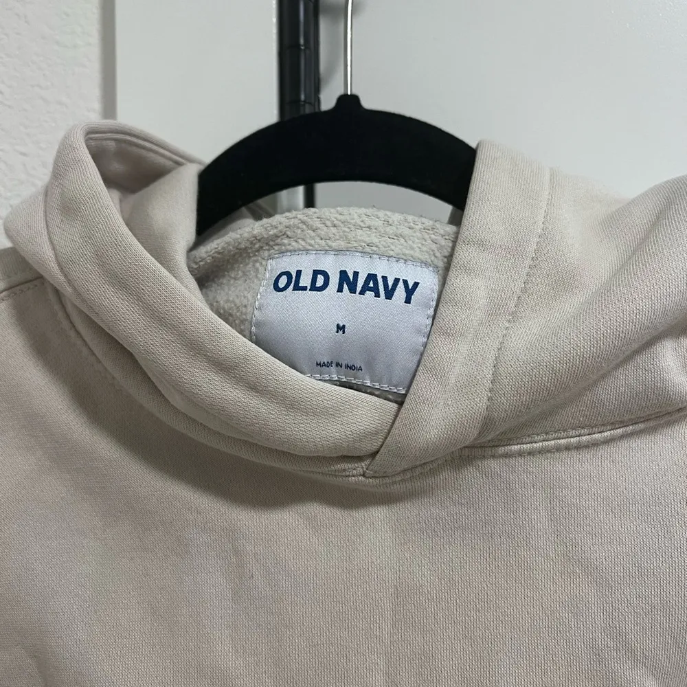 old navy Rotation Pullover Hoodie sweater - Image 4