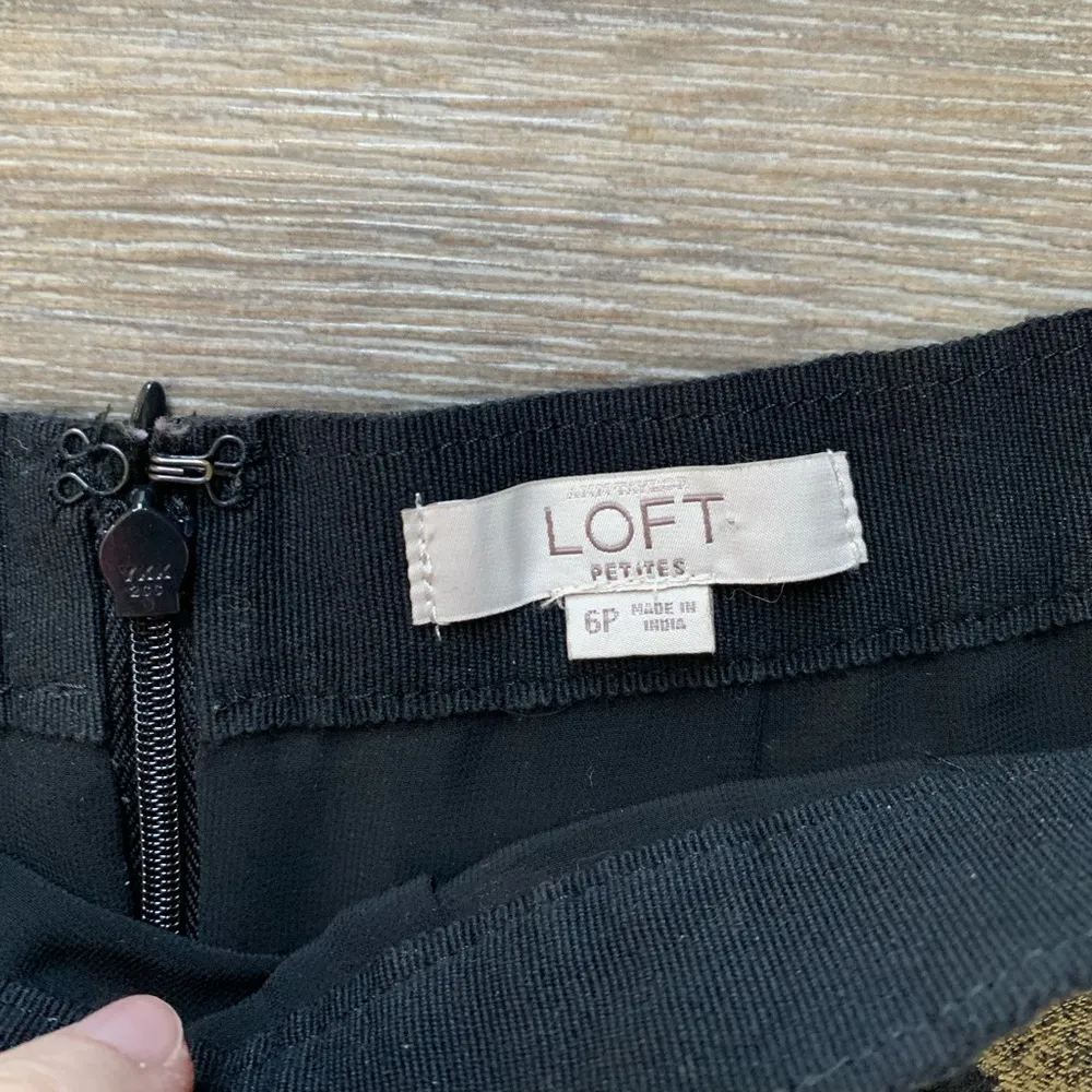 Ann Taylor Loft Petites Black & Gold A Line Pleated Skirt 6P - Image 2