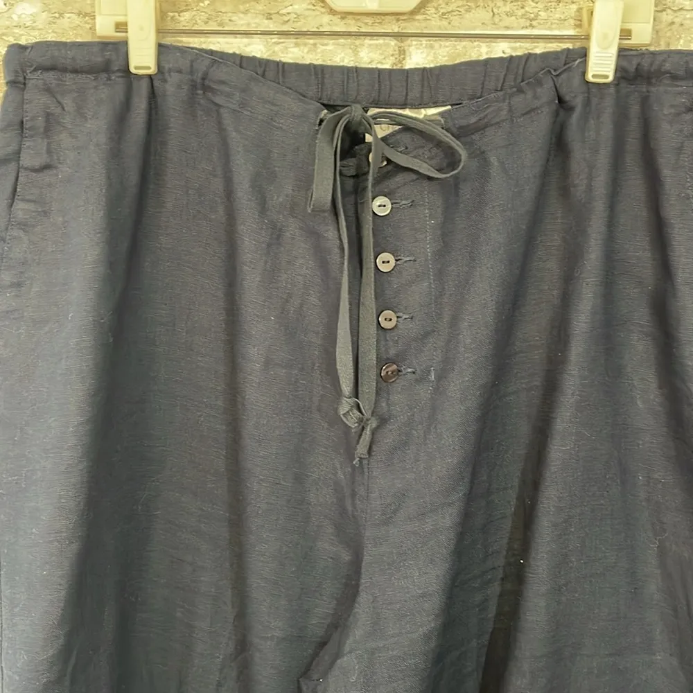 Chadwick Navy Linen Cropped Pants - Image 2