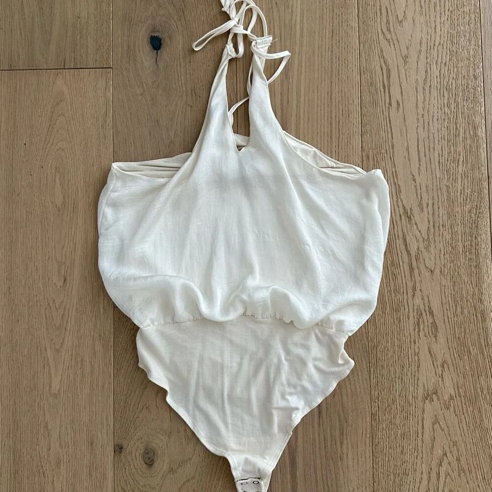 Abercrombie & Fitch Drape Strappy Champagne Cream Relaxed Bodysuit Size Small - Image 5