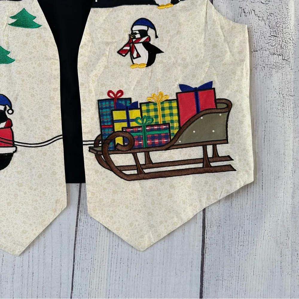 Vintage Karen Scott black white Christmas winter penguin vest size small - Image 7