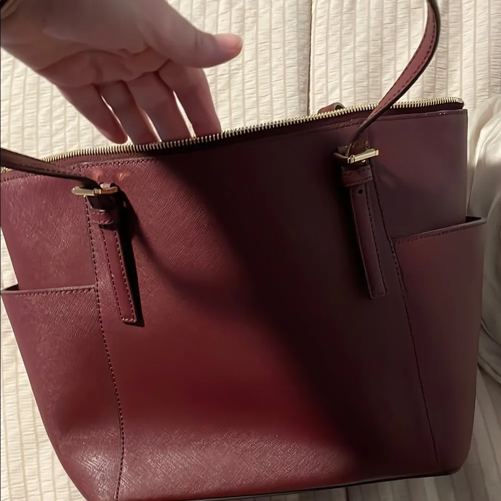 Michael Kors  Leather Tote with Gold Hardware Maroon - Image 7