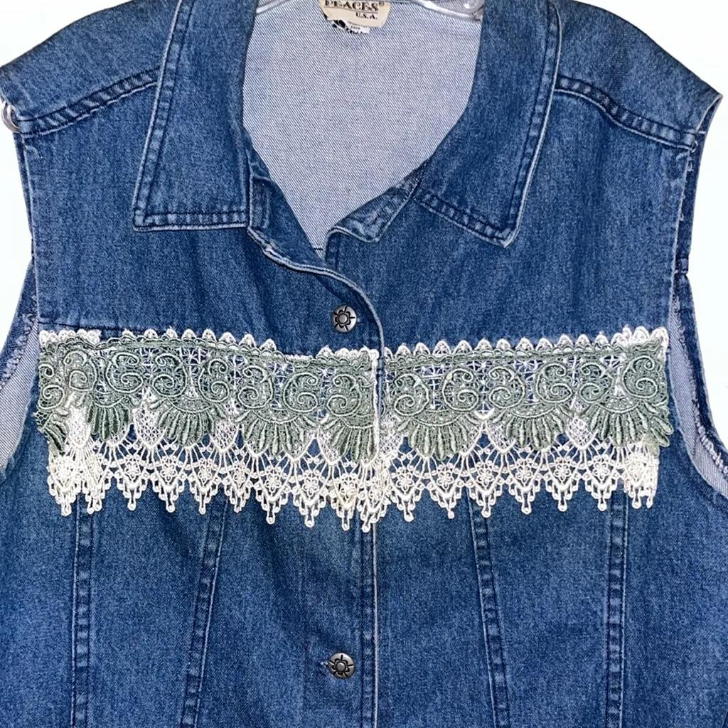Vintage Denim Vest with Lace Trim Crocheted Grandma Jean Jacket Size XL - Image 4