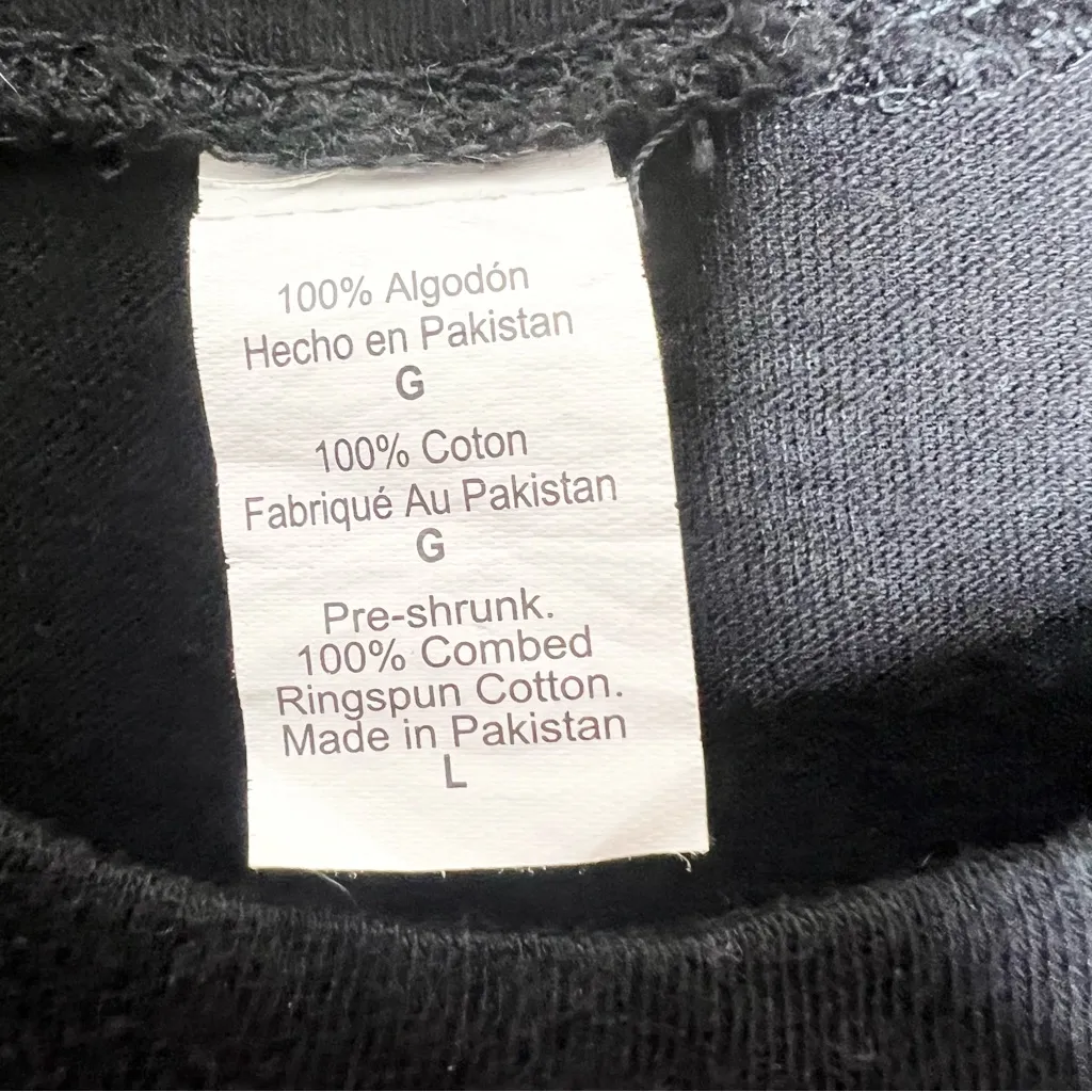 Red Hot Chili Peppers Black & Pink Fitted Band Tee “I’m with You” Size Large - Image 5