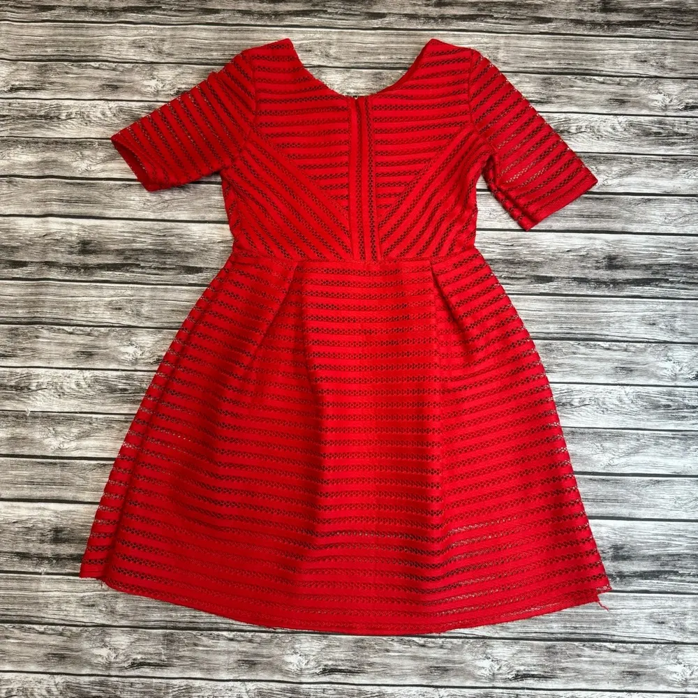 Ubranded Womens Cocktail Dress Bright Red S SM Small Lace Box Pleat Bubble Skirt - Image 2