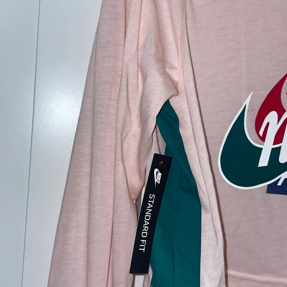 Brand new with tag  light pink Nike crop top (retro look) - Image 3