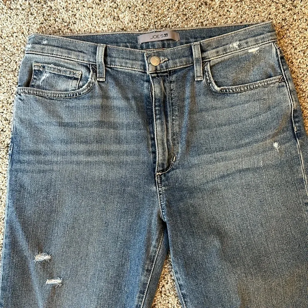 Joe’s Jeans Lightly Distressed High Rise (11.5”) Jeans, Size 31, Never Worn - Image 4