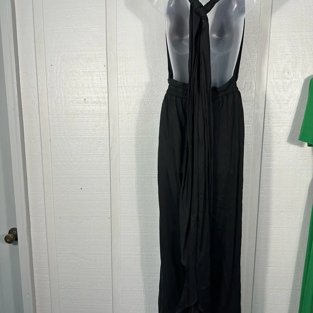 DIARRABLU Women’s Black Sleeveless Halter Top Pantsuit Size Medium EUC - Image 4