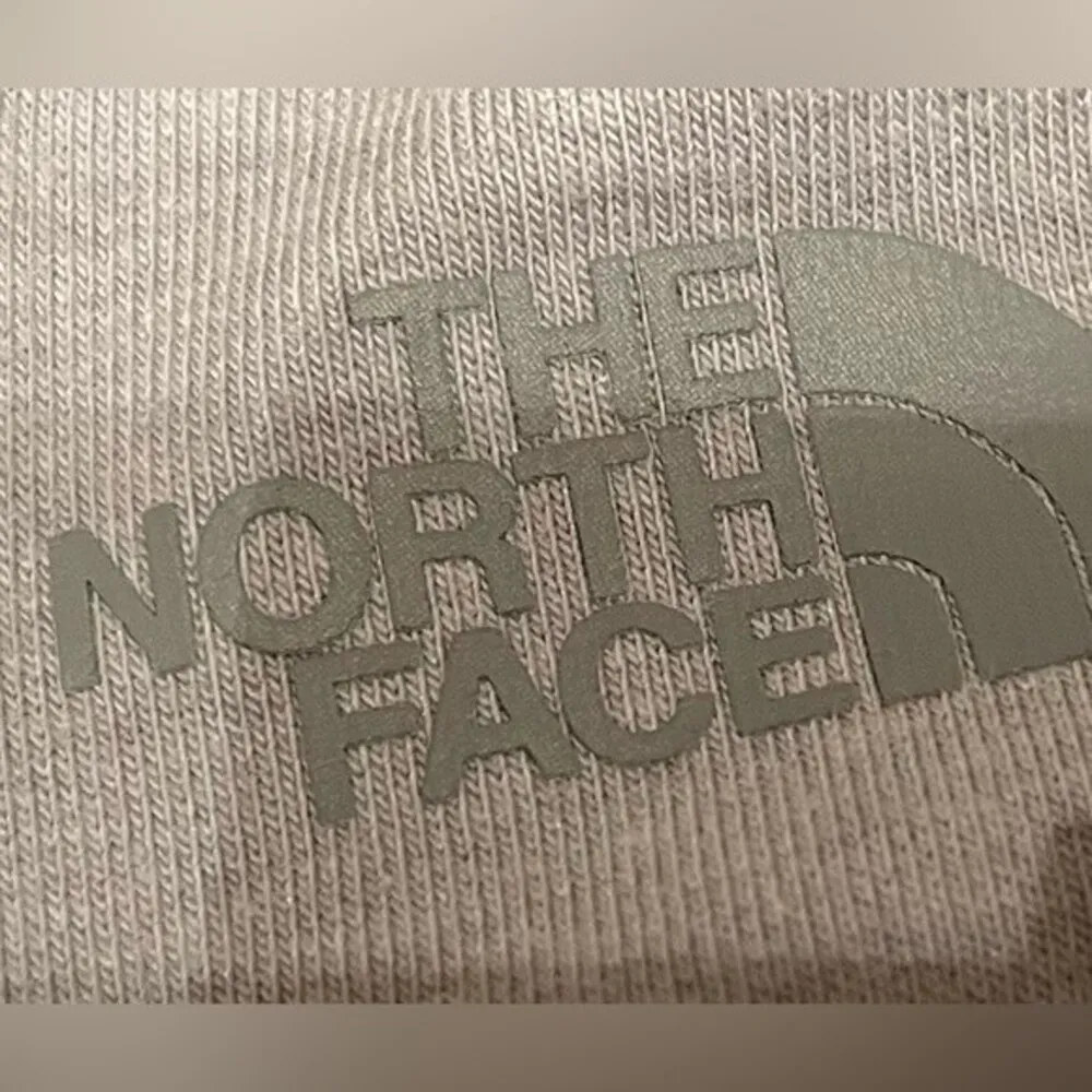 The North Face mesh crisscross back sweatshirt , size Medium - Image 4