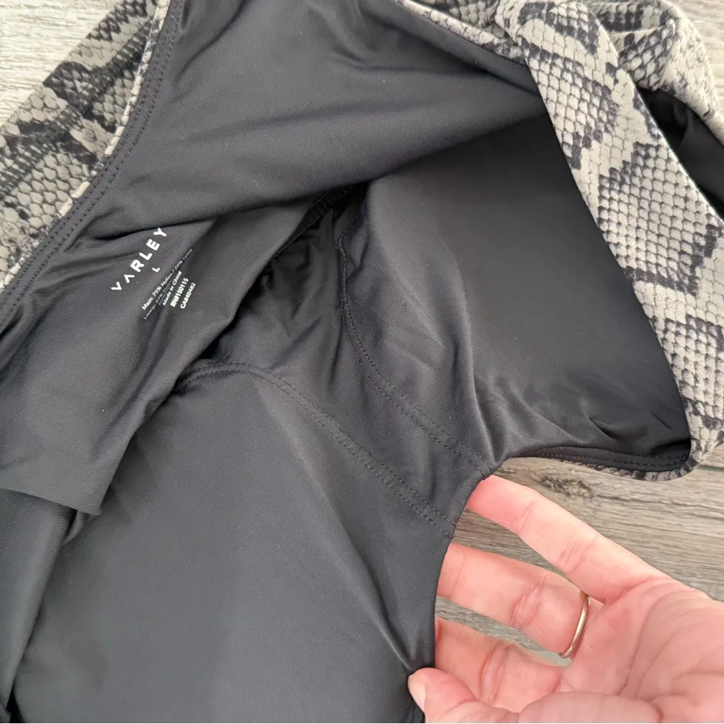 Varley  Let's Go Walker Sports Bra - Image 8