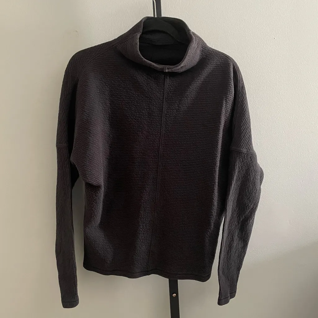 Lululemon  Along the Way Mock Neck Long Sleeve Black - Image 2