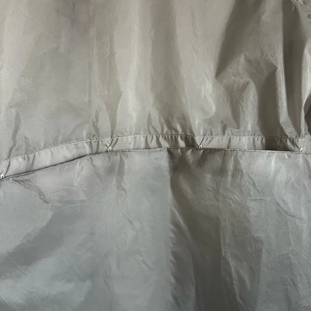 Lululemon Hazy Sky Shirt Jacket in Faint Mauve size 8 waterproof packable - Image 12