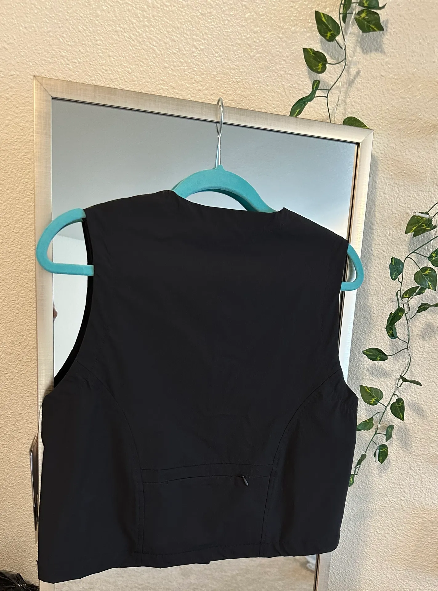 Mono B Vest - Image 2