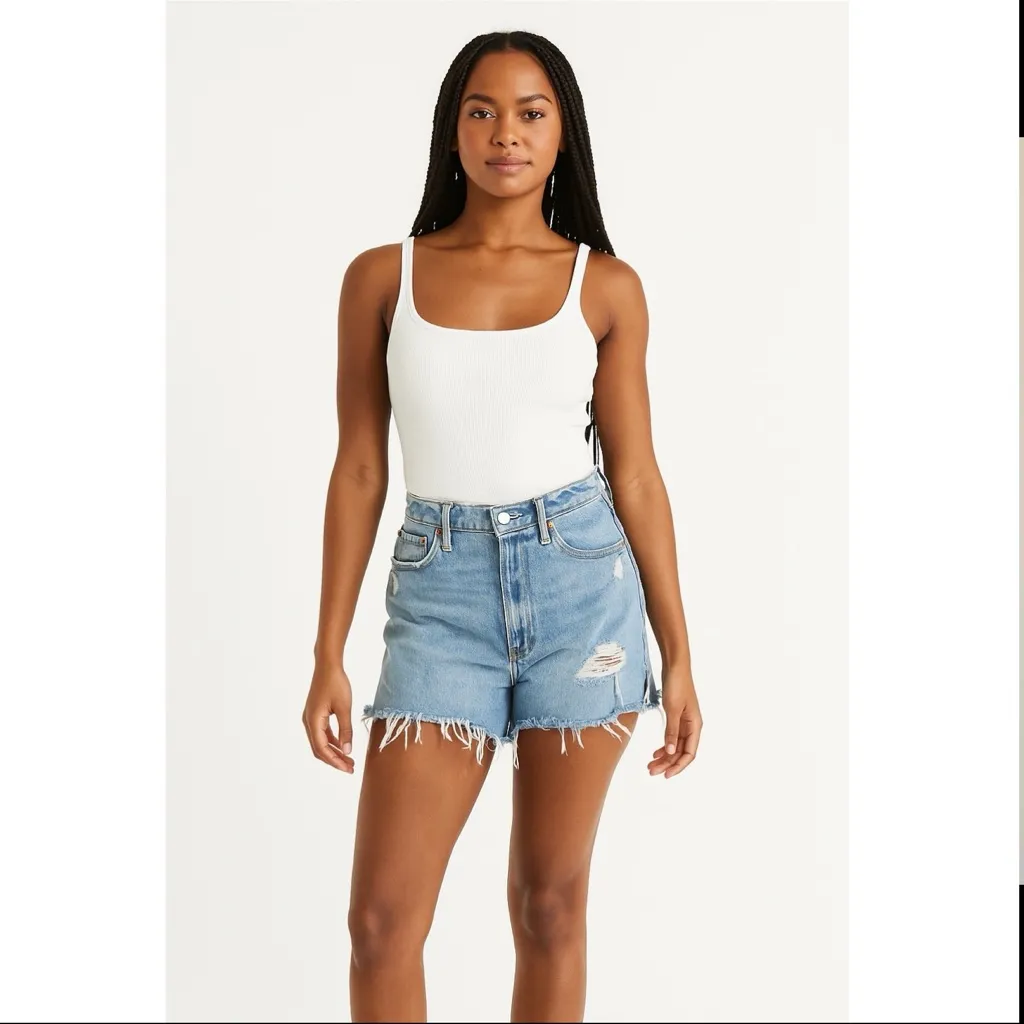 Abercrombie & Fitch Curve Love High Rise 4" Mom Jean Short | 30/10 - Image 2