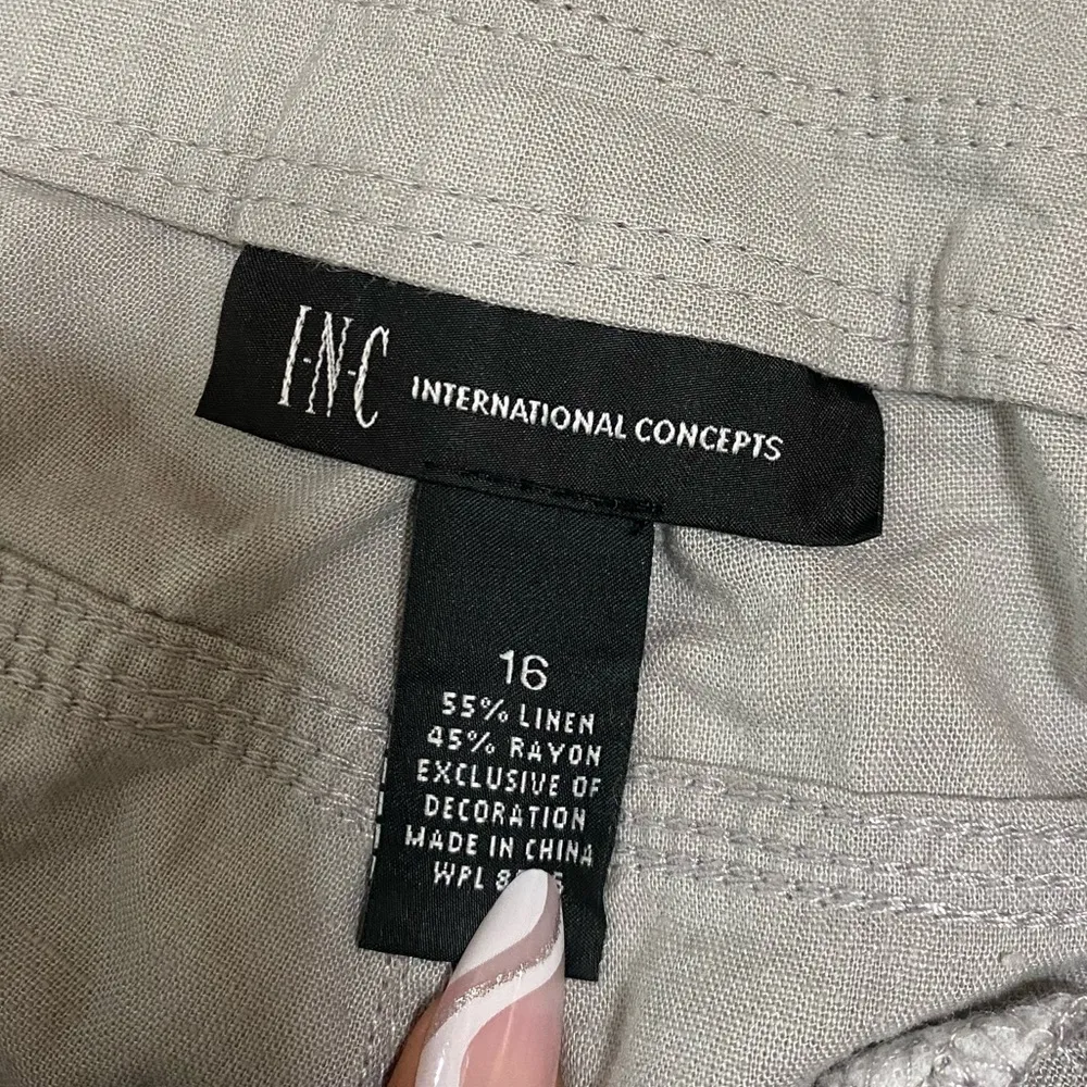 Oceans Tale linen blend roll tab cargo Capri pants Size 16 - Image 3