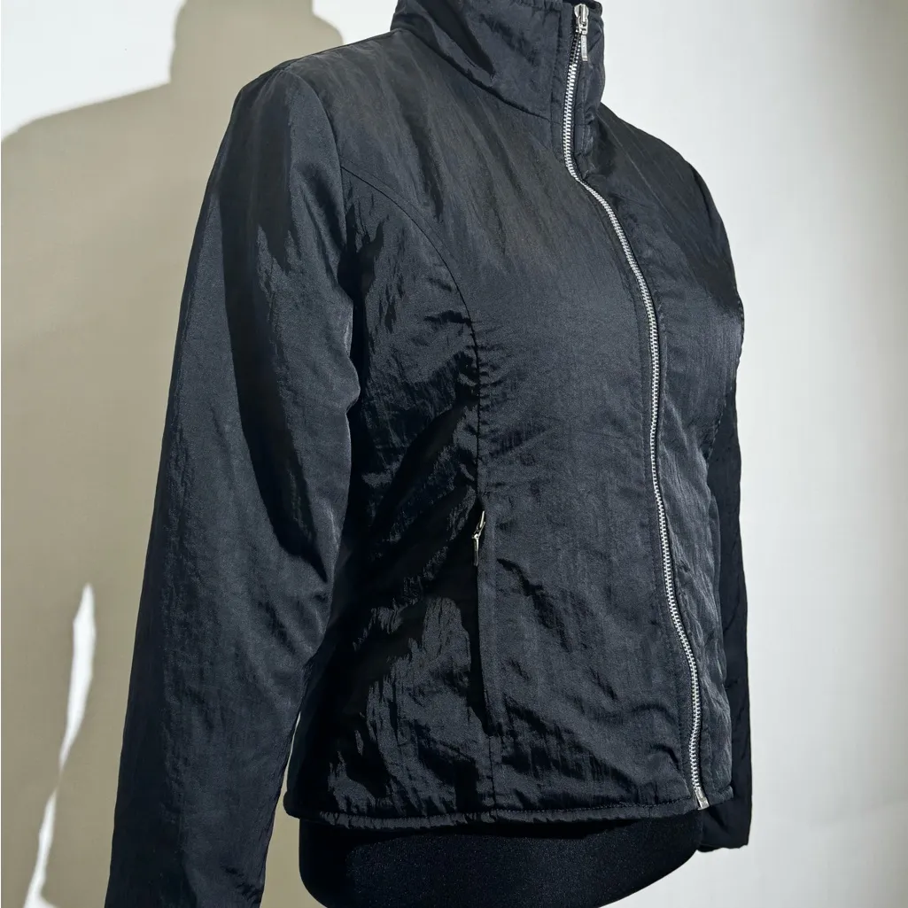 GAP Women's Classic Black Puffer Jacket - Image 3