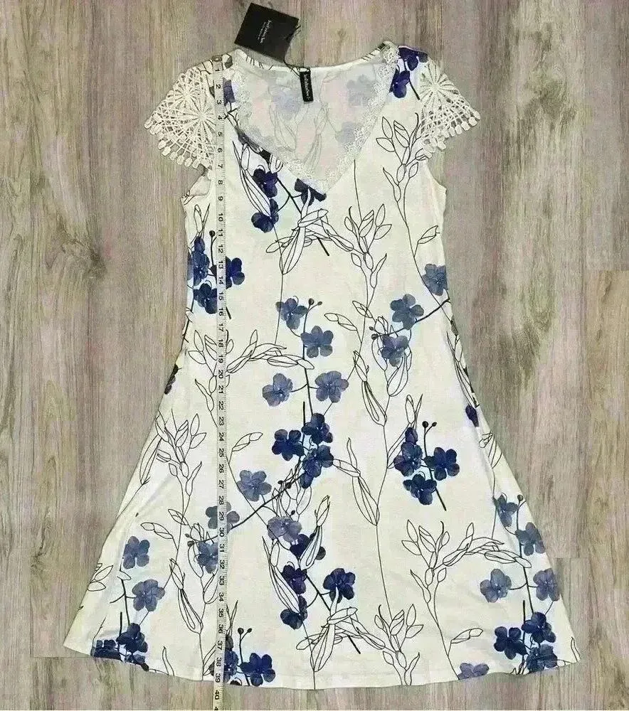 NWT Just Fashion Now Women’s Dress Blue Floral Lace Short Sleeve Sundress Size S - Image 7