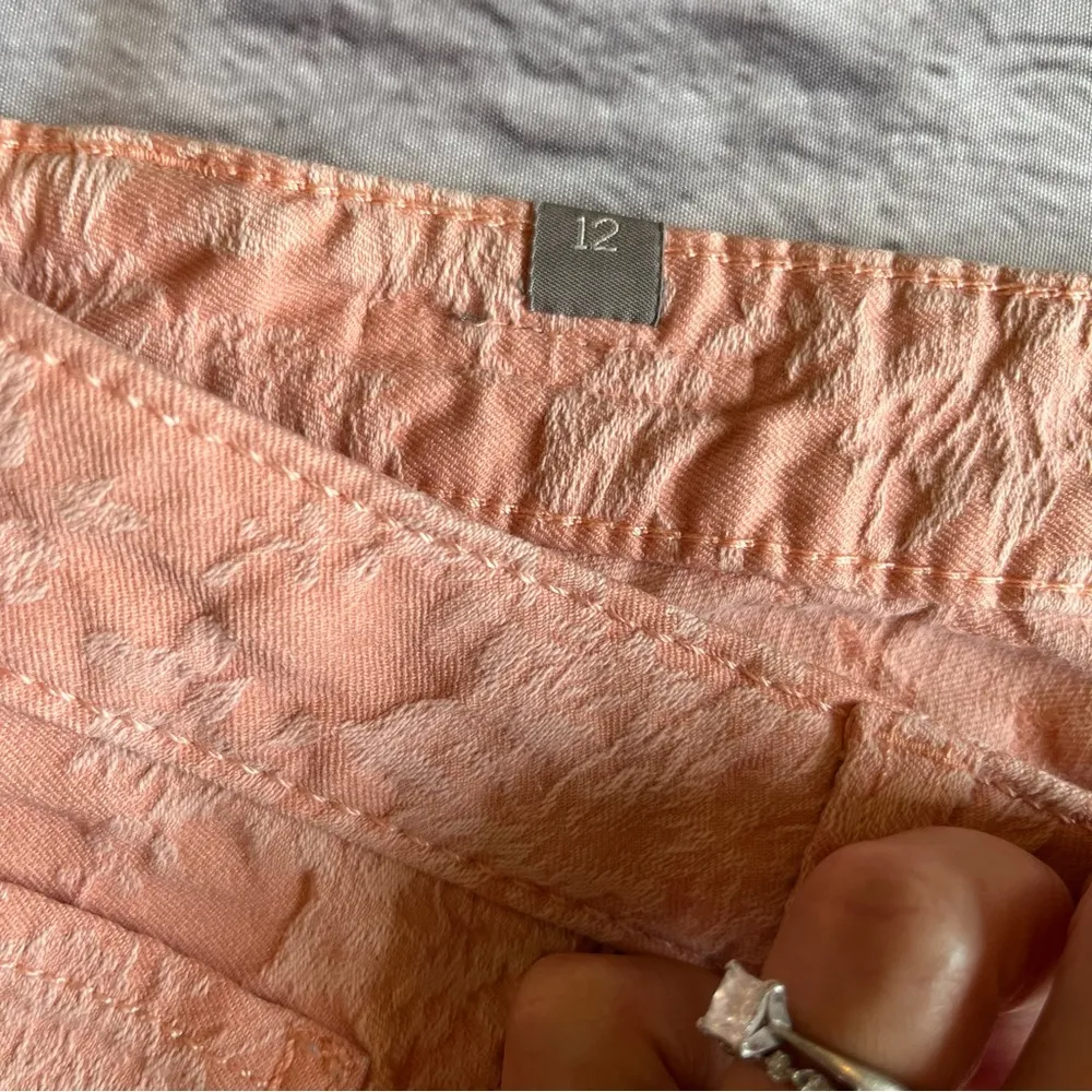 LC Lauren Conrad Coral Jacquard Pants 12 Casual Floral - Image 4