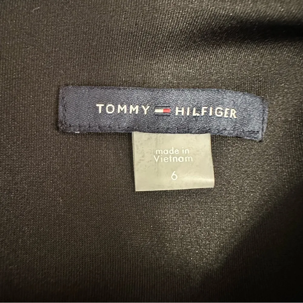 Tommy Hilfiger Asymmetrical Blue and Black Color Block Sheath Dress - Image 2