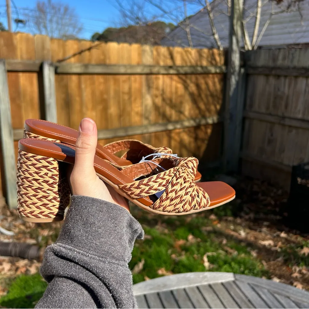 Nwt Women's Aaliyah Raffia Strappy Knot Sandal Heels - Universal Thread size 9 - Image 8