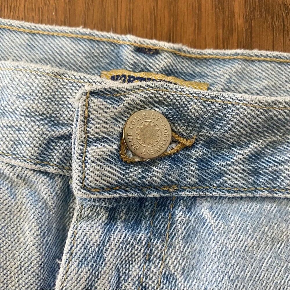 Northwest Blue Vintage Stonewashed Jeans size 24W Petite - Image 4