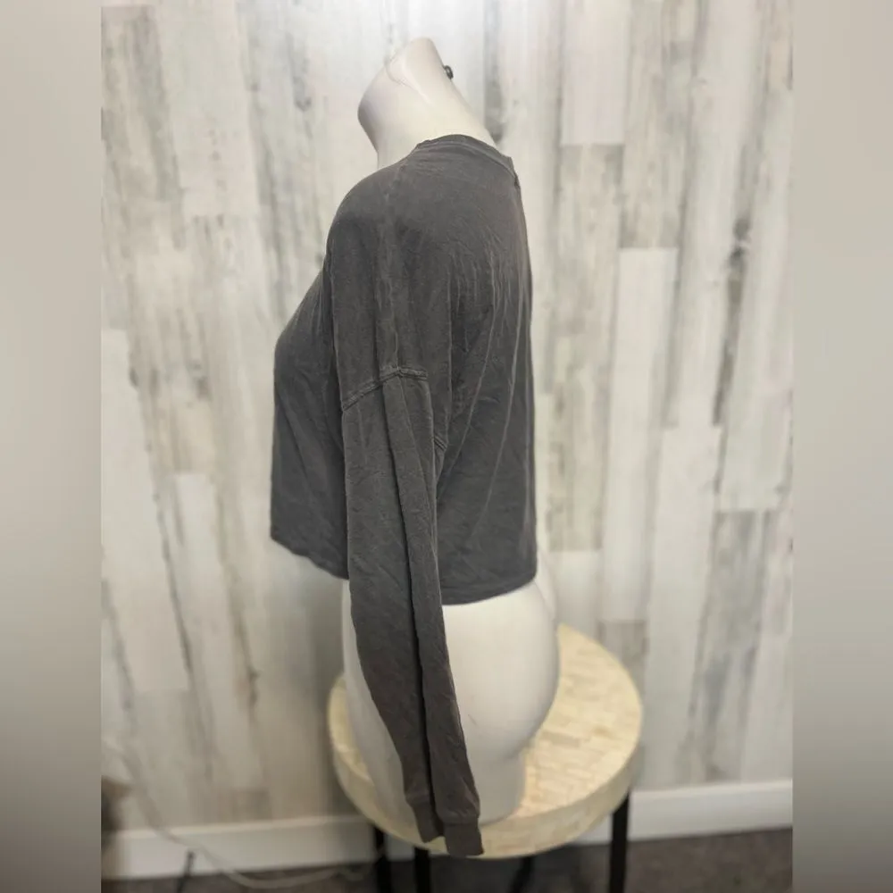 Sky and Sparrow gray top size MEDIUM - Image 2