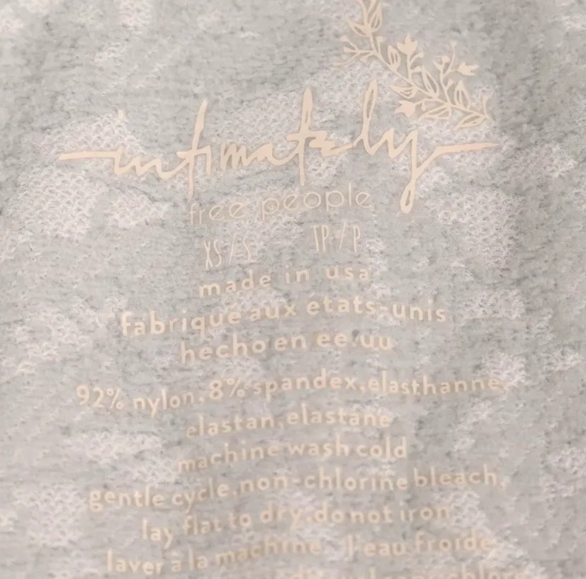 Nwot  Gray Cami Tank - Image 4