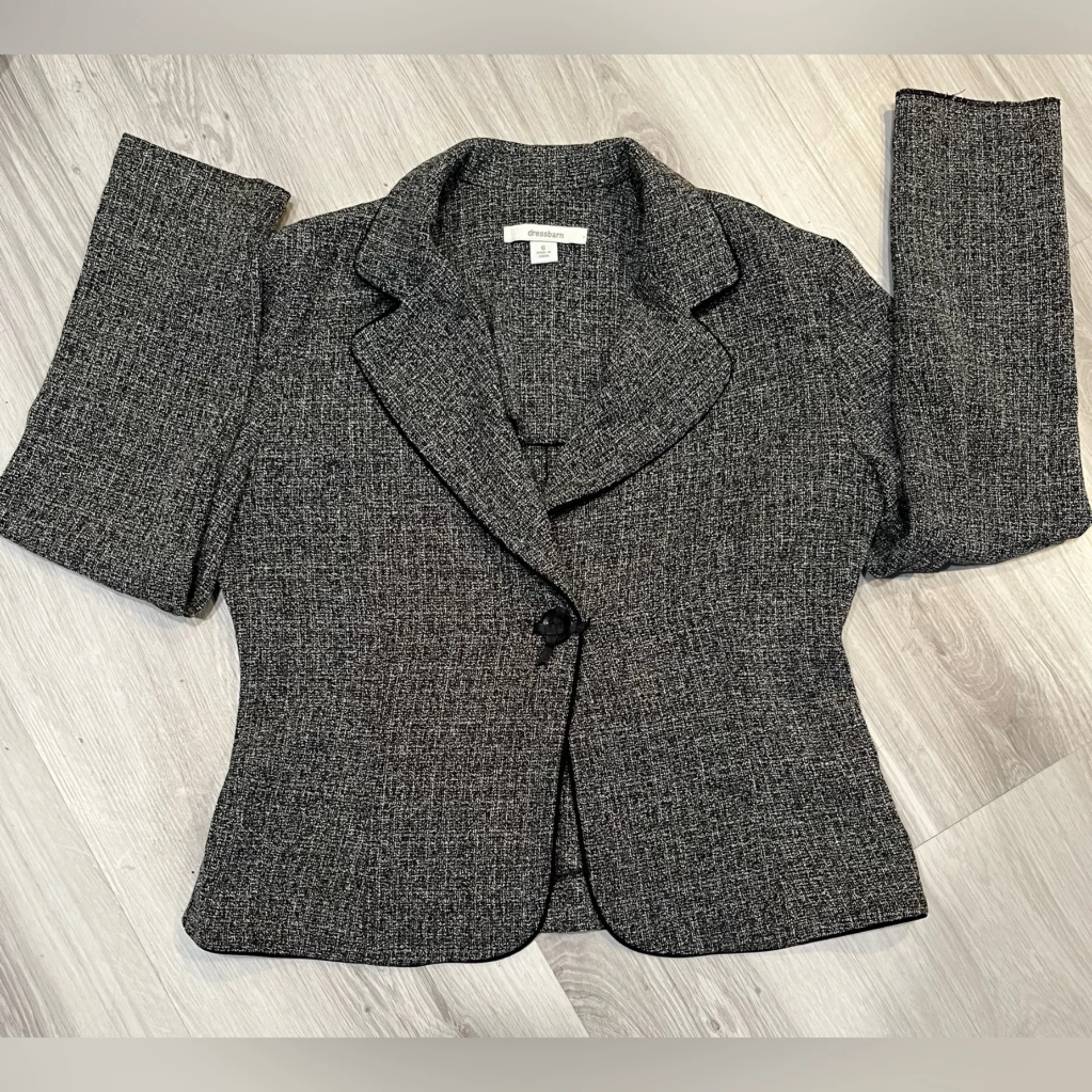 NWOT Dressbarn 2 pz Black and White Tweed Jacket - Image 6