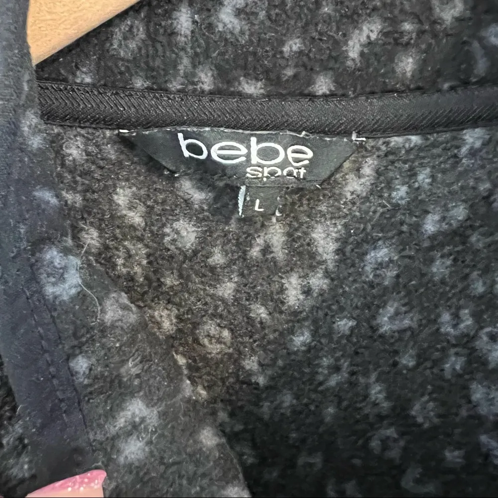 bebe Black Leopard Polar Fleece Full Zip Jacket. Size Large. - Image 5